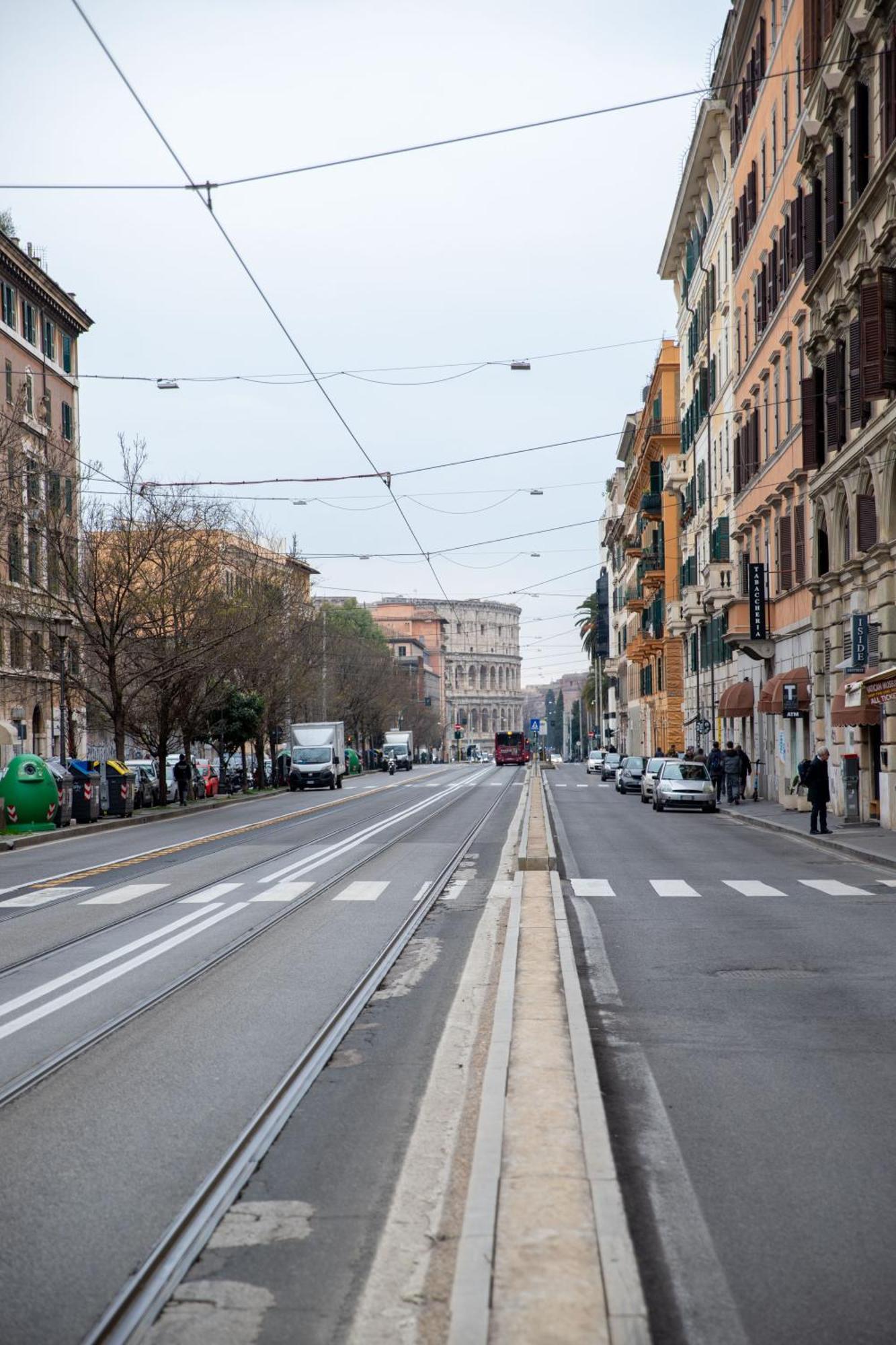 Troppo A Due Passi Dal Colosseo Roma